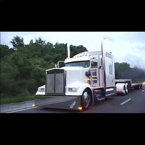 Meet your Posher, Logan